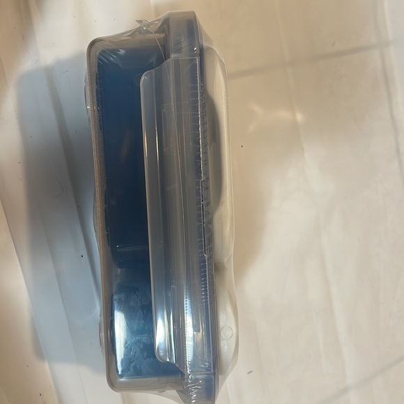 Arctic zone lunch bag with lock and lock storage with ice packs - Picture 10 of 14